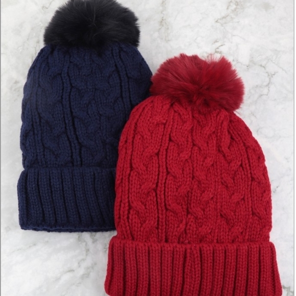 Chain Rib Knit Pattern Beanie Red - Picture 2 of 4